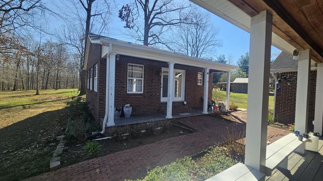 2769 New Hall Rd, Greenbrier, TN 37073