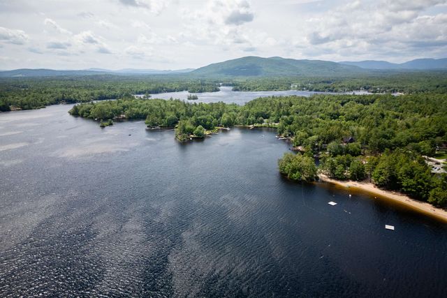 59 Langdorf Street, Moultonborough, NH 03254