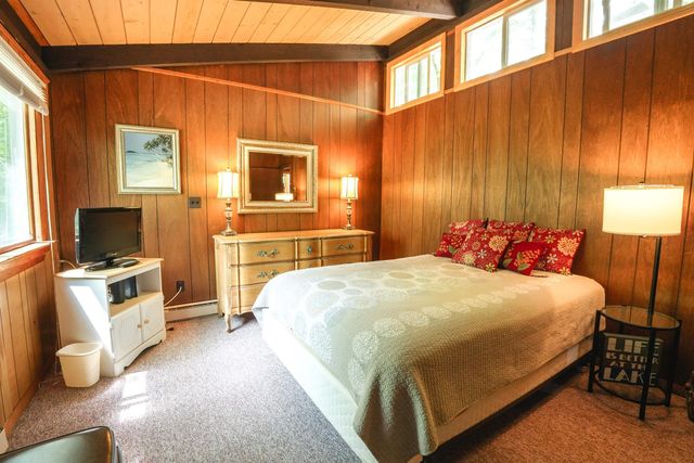 59 Langdorf Street, Moultonborough, NH 03254