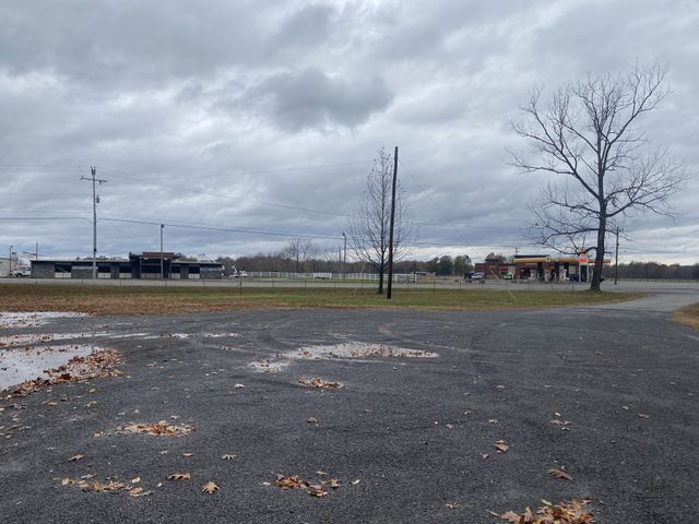 0 Ross Rd, Cedar Hill, TN 37032