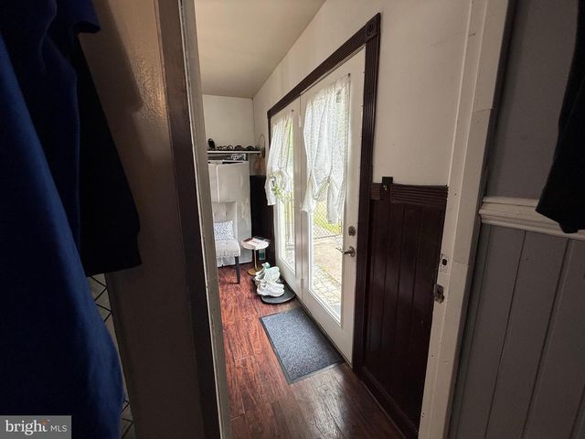 305 LINCOLN AVE, Maple Shade, NJ 08052