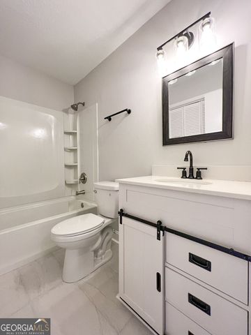 2700 Twigg Circle SE, Marietta, GA 30067