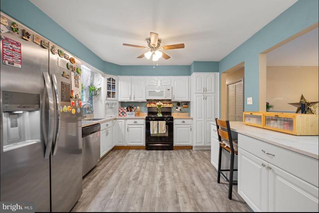 2387 CLIFFORD AVE, Atco, NJ 08004