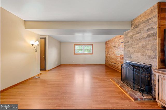 2387 CLIFFORD AVE, Atco, NJ 08004