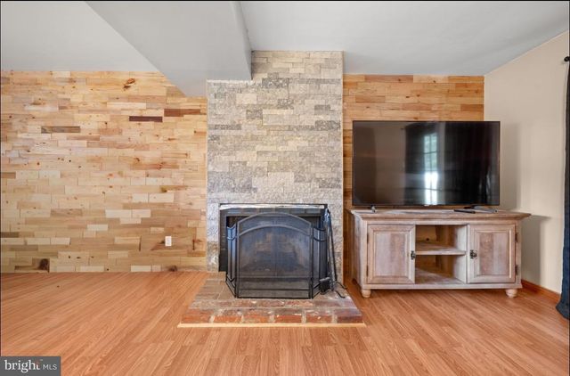 2387 CLIFFORD AVE, Atco, NJ 08004
