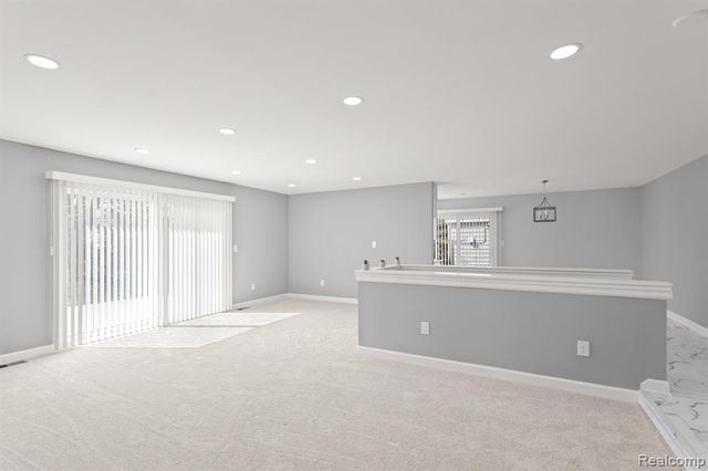 22511 Deerfield Road, Novi, MI 48375