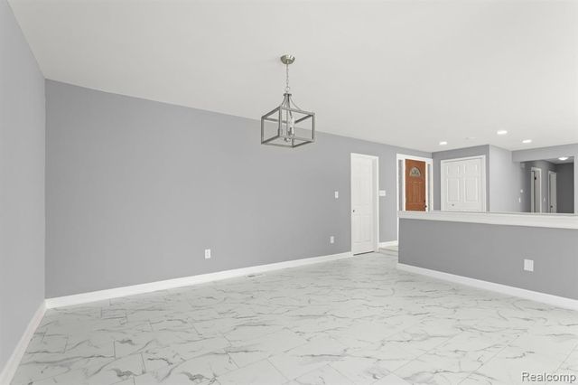 22511 Deerfield Road, Novi, MI 48375