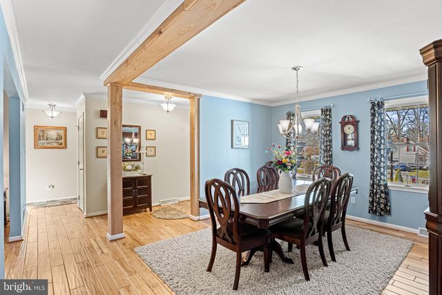 6839 FAIRWAY DR E, Fayetteville, PA 17222