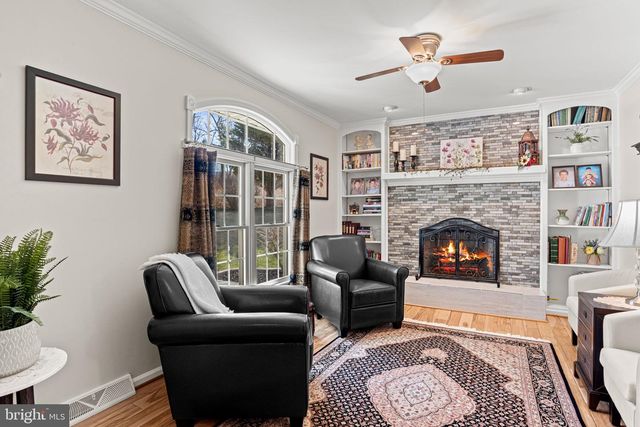 6839 FAIRWAY DR E, Fayetteville, PA 17222