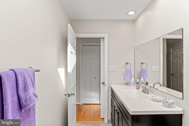 6839 FAIRWAY DR E, Fayetteville, PA 17222