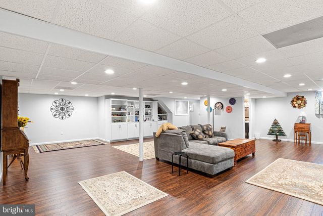 6839 FAIRWAY DR E, Fayetteville, PA 17222