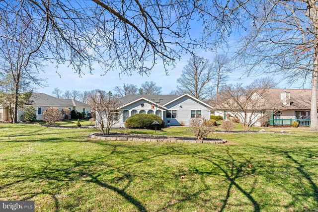 6839 FAIRWAY DR E, Fayetteville, PA 17222