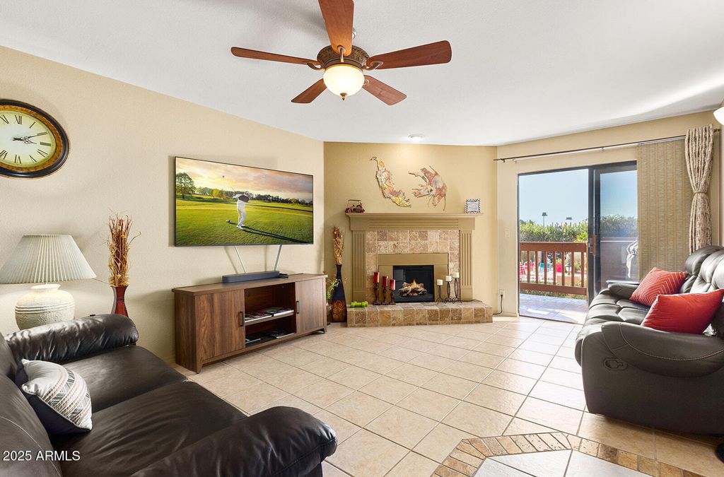 3031 N CIVIC CENTER Plaza 261, Scottsdale, AZ 85251 — photo 2
