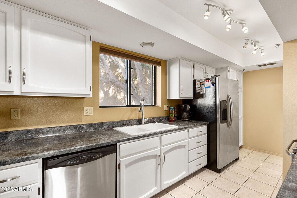3031 N CIVIC CENTER Plaza 261, Scottsdale, AZ 85251 — photo 4