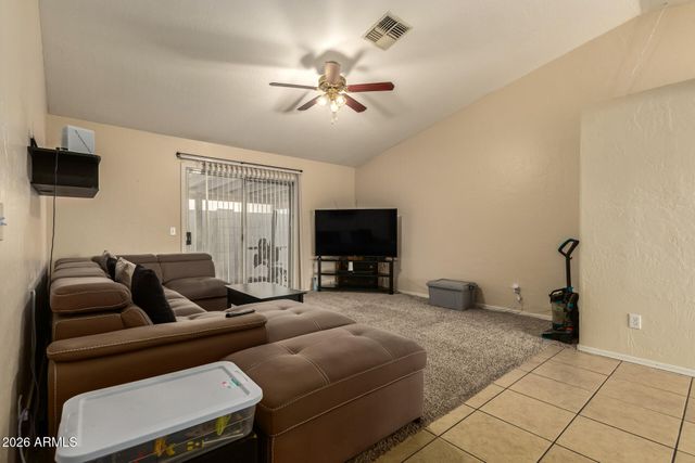 8520 W PALM Lane 1070, Phoenix, AZ 85037