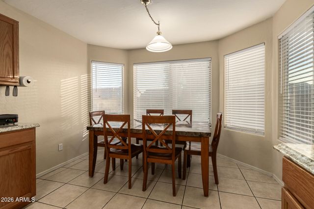 8520 W PALM Lane 1070, Phoenix, AZ 85037