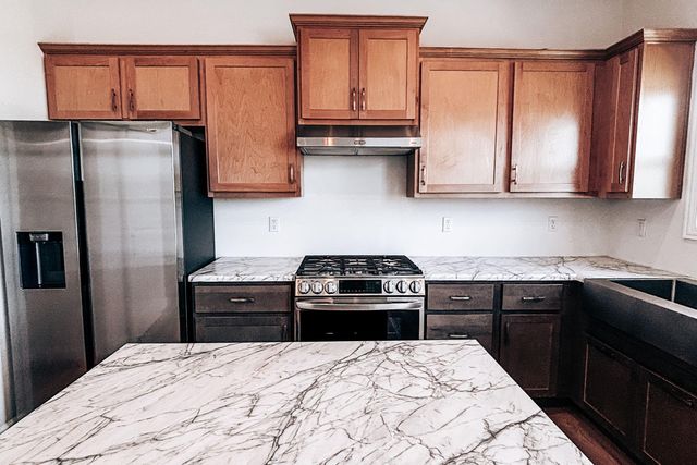 708 PROMENADE DR, Columbia, MO 65202