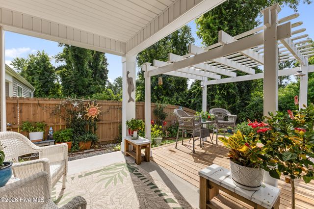 327 Windy Woods Way 35, Wilmington, NC 28401
