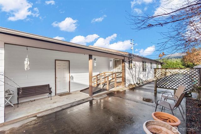 266 Third Street, Morton, WA 98356