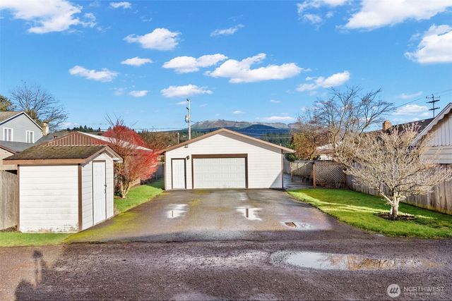 266 Third Street, Morton, WA 98356