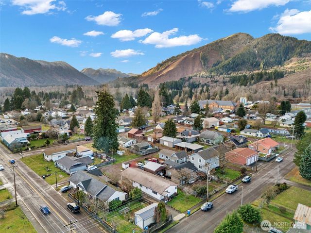 266 Third Street, Morton, WA 98356