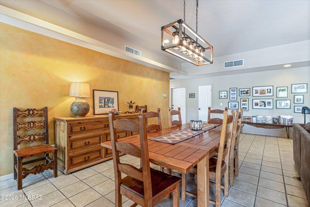 3402 W Foxes Den Drive, Tucson, AZ 85745