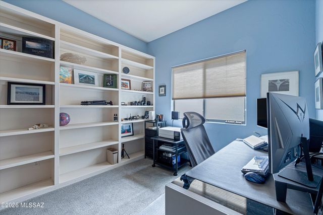 3402 W Foxes Den Drive, Tucson, AZ 85745