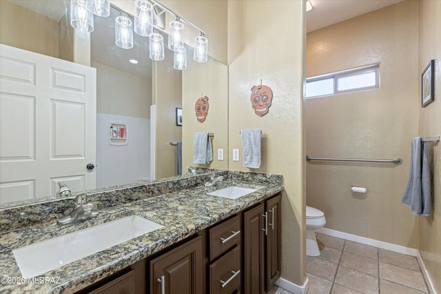 3402 W Foxes Den Drive, Tucson, AZ 85745