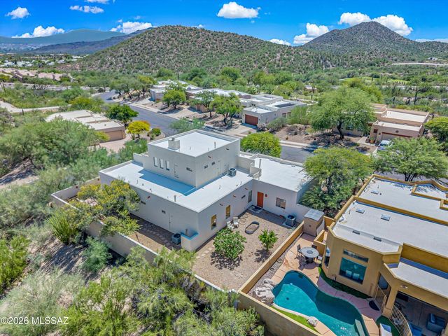 3402 W Foxes Den Drive, Tucson, AZ 85745