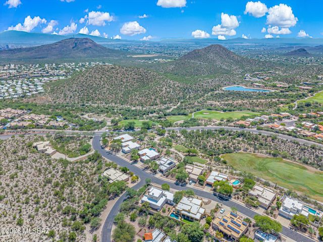 3402 W Foxes Den Drive, Tucson, AZ 85745