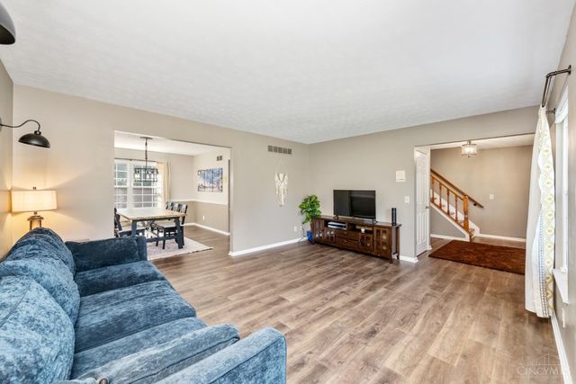 943 Saffron Lane, Miami Twp, OH 45150