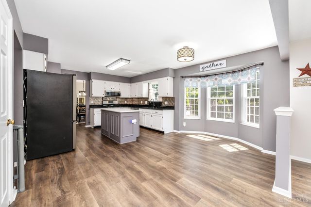 943 Saffron Lane, Miami Twp, OH 45150