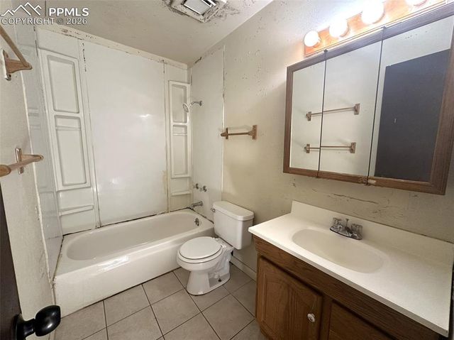 6625 Dublin Loop 4, Colorado Springs, CO 80918