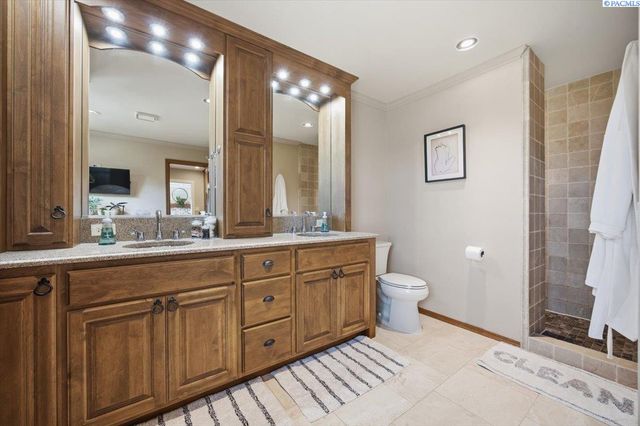 1128 Country Ridge Dr, Richland, WA 99352