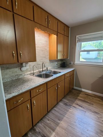 1035 N Georgie, Derby, KS 67037