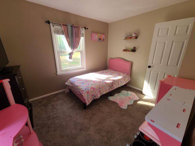 1035 N Georgie, Derby, KS 67037