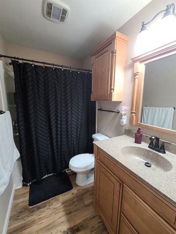 1035 N Georgie, Derby, KS 67037