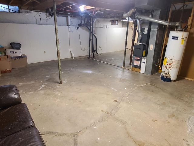 1035 N Georgie, Derby, KS 67037