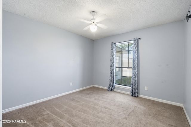 208 Sleepy Hollow Drive, Lafayette, LA 70506