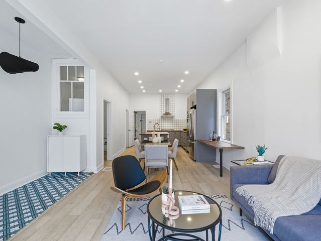 3306 W Le Moyne Street, Chicago, IL 60651