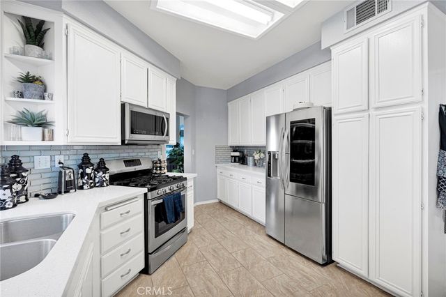 27279 Maritime Lane, Helendale, CA 92342
