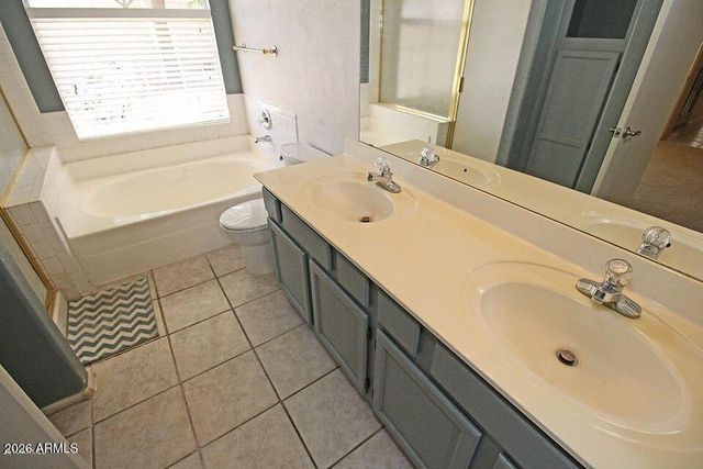4340 E AMBER RIDGE Way, Phoenix, AZ 85048