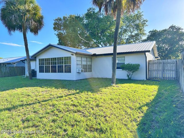 2747 Laura Baugh Drive, Melbourne, FL 32935