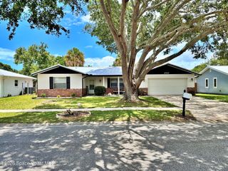 2747 Laura Baugh Drive, Melbourne, FL 32935