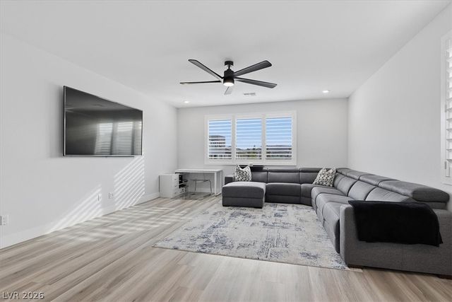 5366 Purple Moon Avenue, Las Vegas, NV 89141