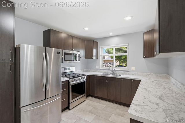 43673 Antietam Court, Canton Charter Township, MI 48188