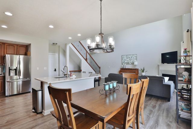 924 Chara Lane, Columbus, OH 43240