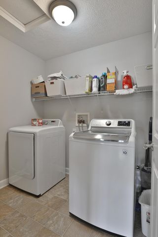924 Chara Lane, Columbus, OH 43240