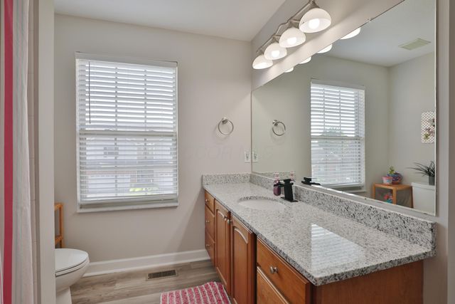 924 Chara Lane, Columbus, OH 43240