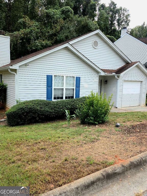4231 Chestnut Lake Avenue, Lithonia, GA 30038 — photo 2